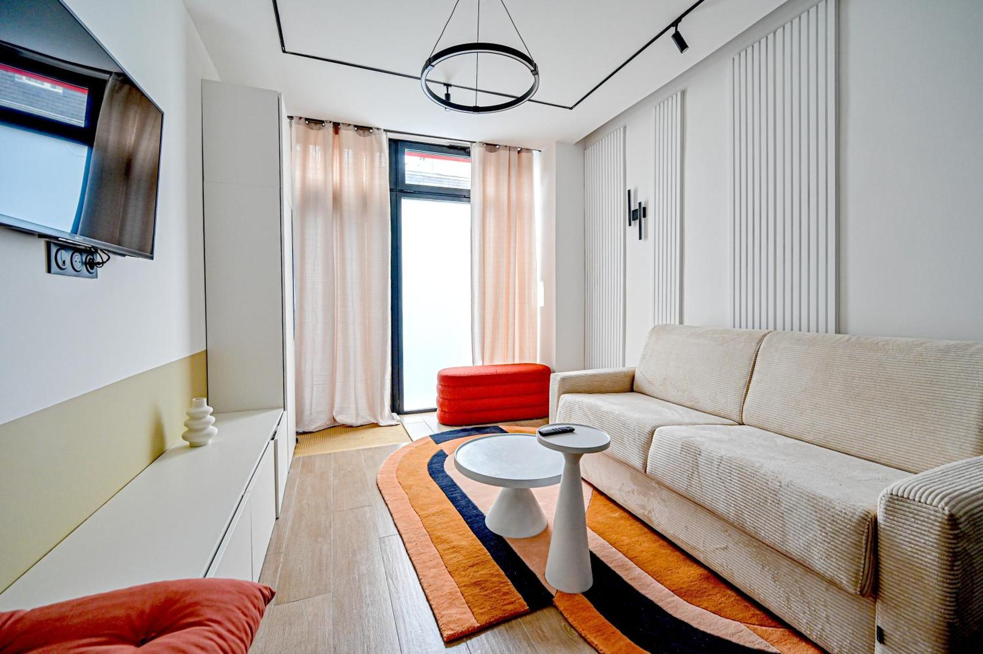 Relax In A Stylish Flat In Montmartre Apartment Paris Exterior foto